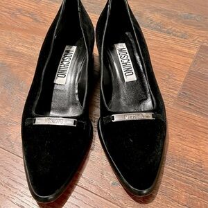 Moschino black suede loafers. Made in Italy Size 37